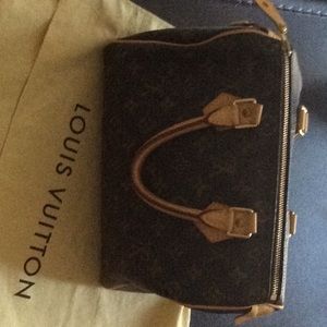 Louis Vuitton Speedy